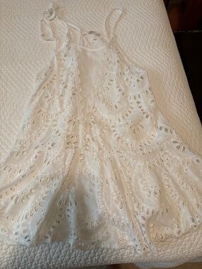 Free People eyelet top sz s